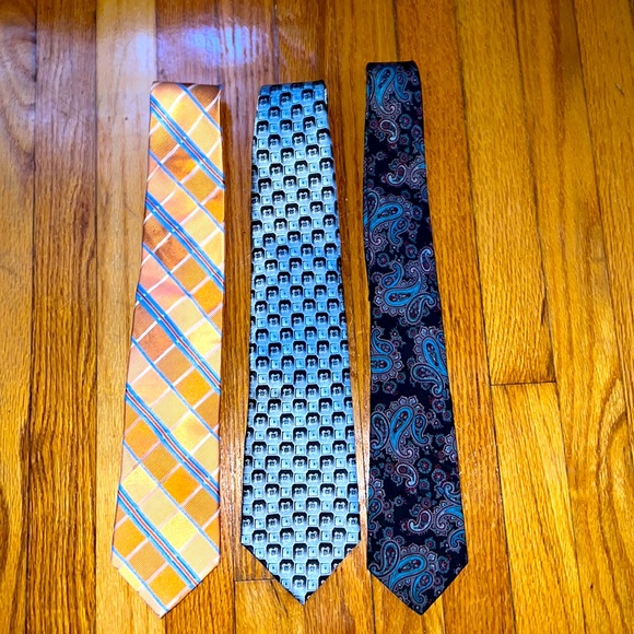 Michael Kors,Pierre Cardin and Custom Design- 3 tie bundle - Picture 1 of 7